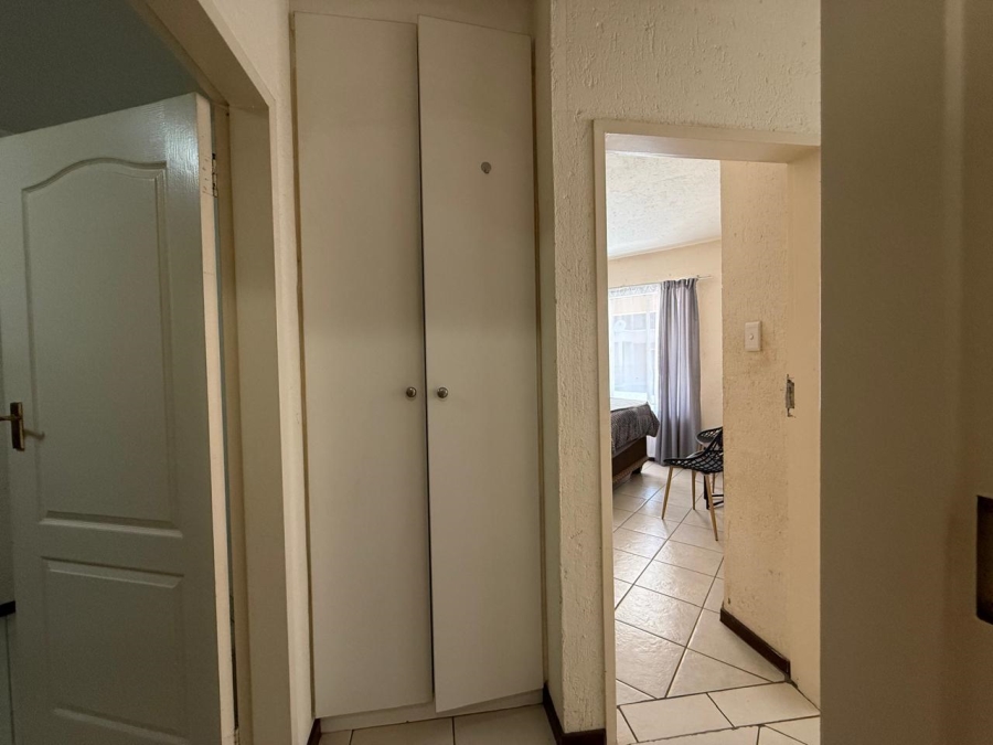 2 Bedroom Property for Sale in Rustenburg Central North West